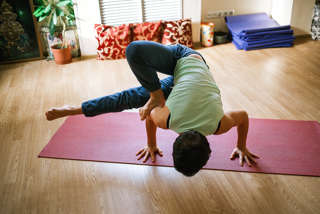 The Art of Mindful Movement in Yoga